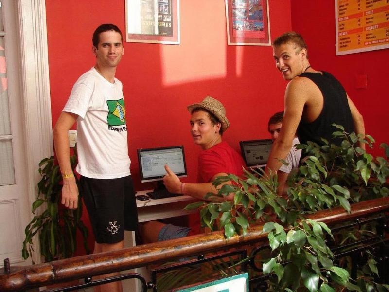 Hostel Inn Buenos Aires Exteriör bild